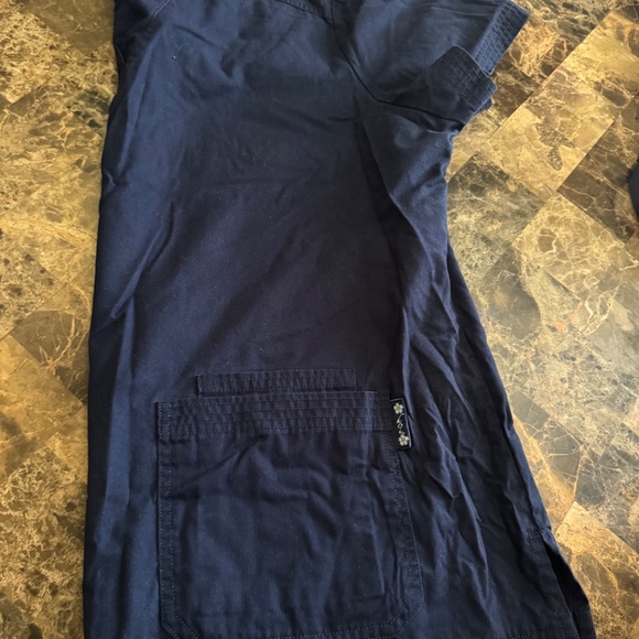 Scrub set - Picture 4 of 4